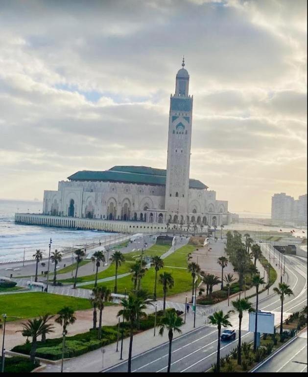 Apartamento De Charme Face Corniche De *
