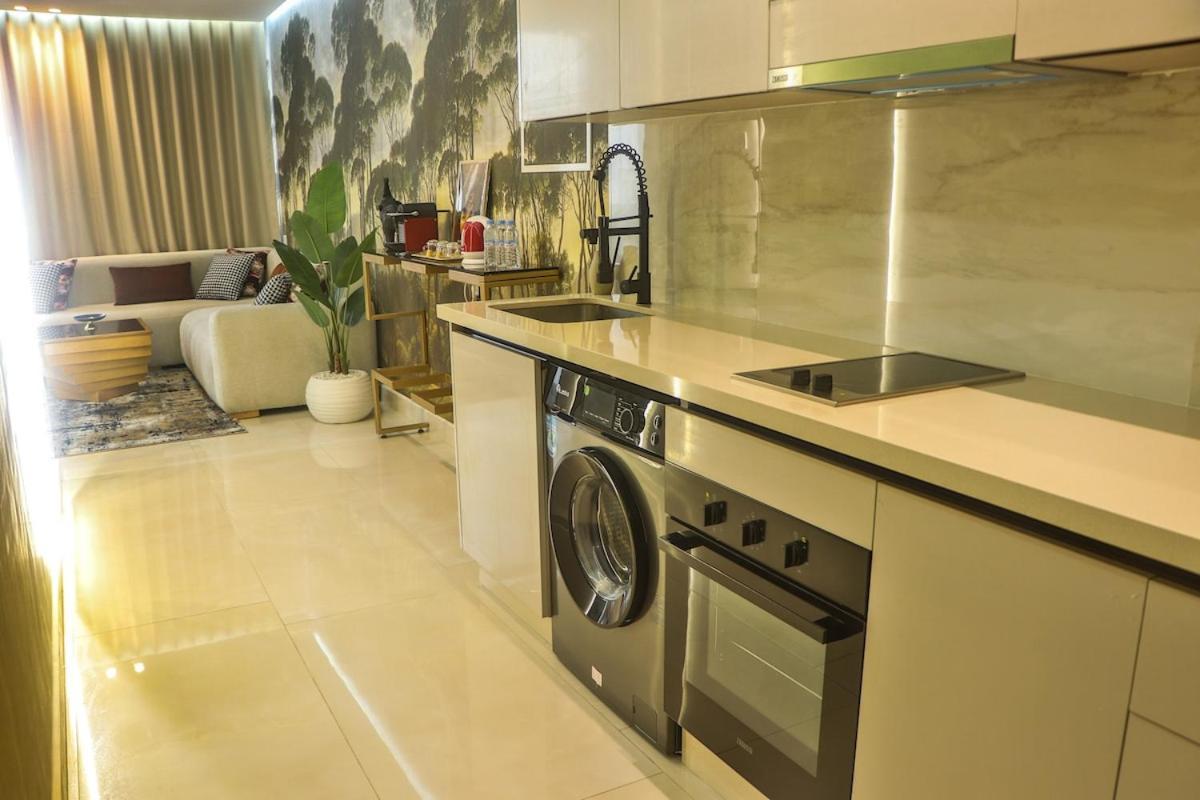 De Charme Face Corniche De Casa Blanca